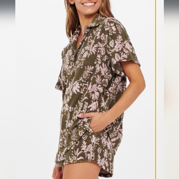 The Upside - Cocos Shorts and Shirt - Picture 10 of 13